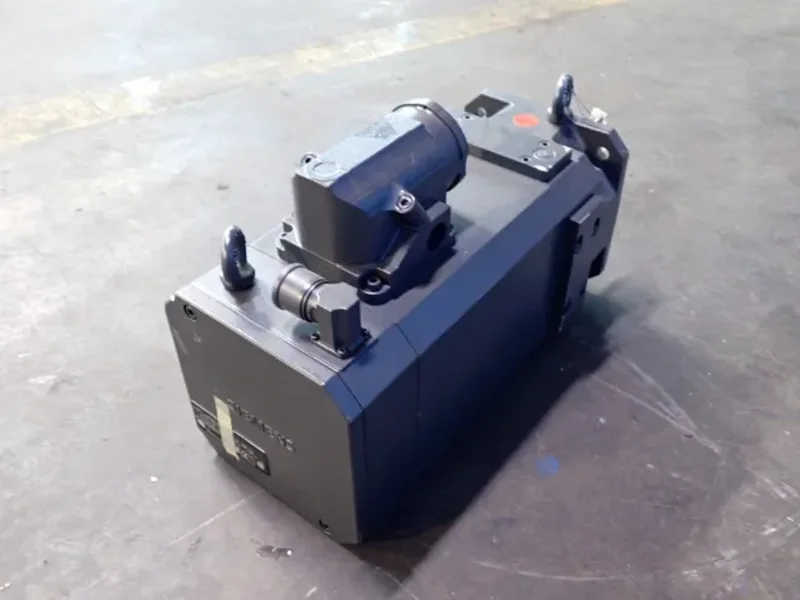 Siemens  3 Hp Motor  - 1ft6086-8wh71-4eg1