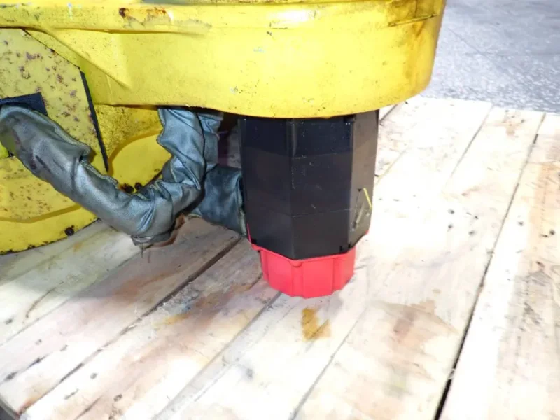 FANUC ROBOT  -  M-6i