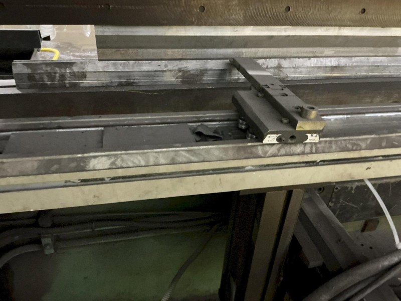 130 TON X 20' ACCURPRESS MODEL #713020 HYDRAULIC PRESS BRAKE: YOBRO #25003