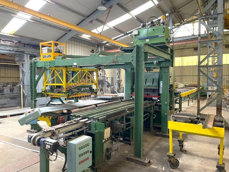 Pinchart Deny punching press + Lisse CBC 1250 x 8 mm