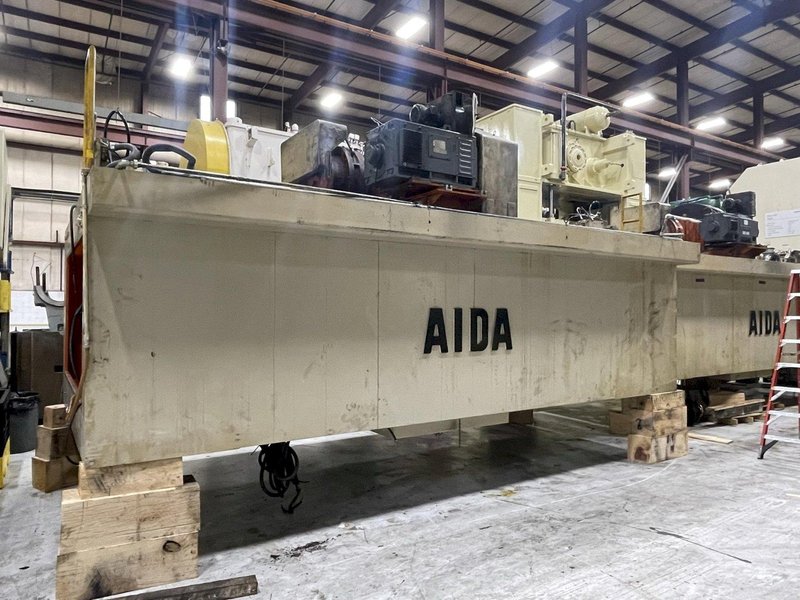500 metric Ton Aida TMX-S2 Straight Side Double Crank Mechanical Progressive Die Metal Stamping Press, Year 1995