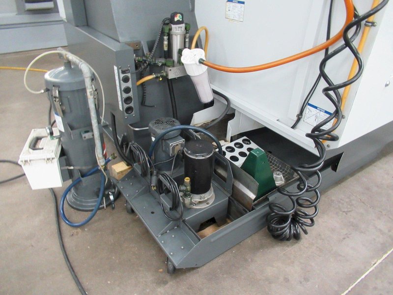 Haas VF-3YT CNC Vertical Machining Center, 40&quot;x26&quot;x25&quot;, CT40, 8,100 RPM, 2-Speed Gearbox, 40 Station ATC,  Probing, Thru Spindle Coolant