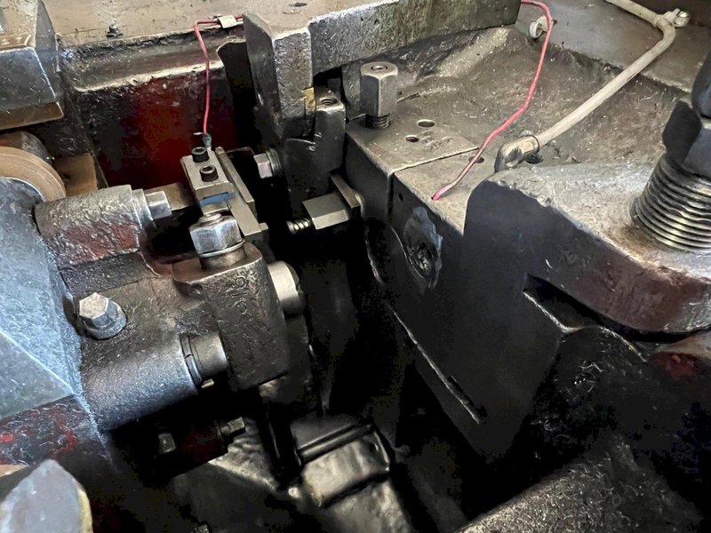 National Model 320 High Speed Roller Header