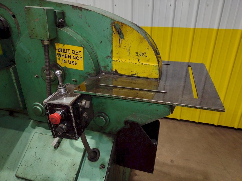 140 TON PIRANHA MODEL #PII HYDRAULIC IRONWORKER: STOCK 19838