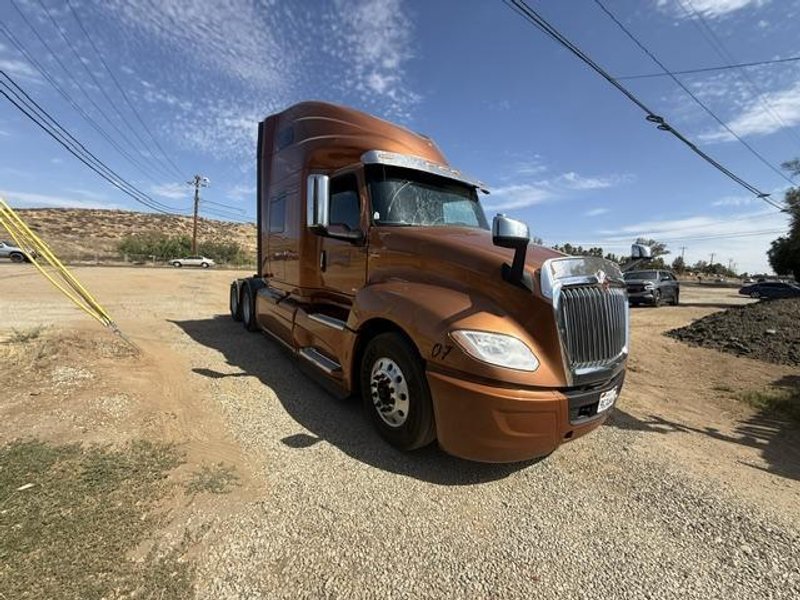 International LT625 Sleeper Truck, 2018 – Cummins X15 Diesel, Automatic Transmission, Tandem Axle &amp; Air Ride