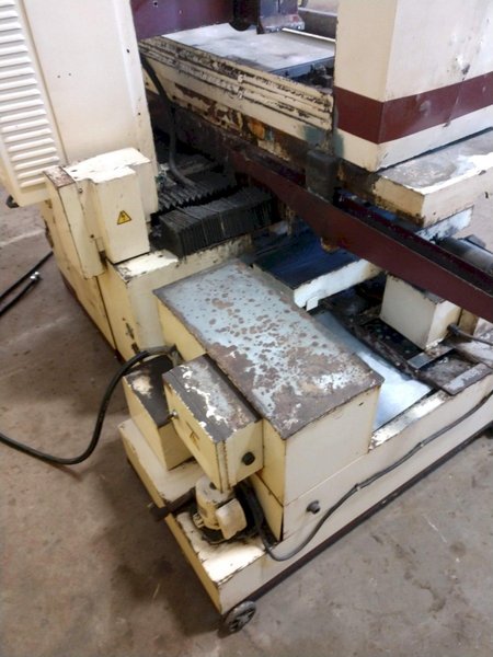 16&quot; X 32&quot; CHEVALIER MODEL #FSG1632AD HORIZONTAL 3 AXIS SURFACE GRINDER: STOCK 12711