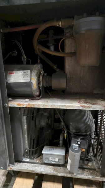 SCHREIBER 30A0 CHILLER 240 VOLT USED