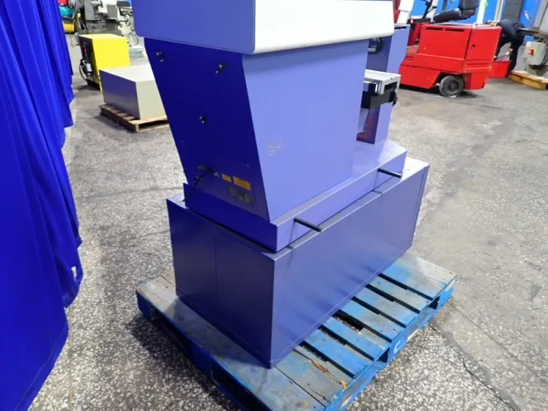MITUTOYO 16" OPTICAL COMPARATOR   -  PH-A14