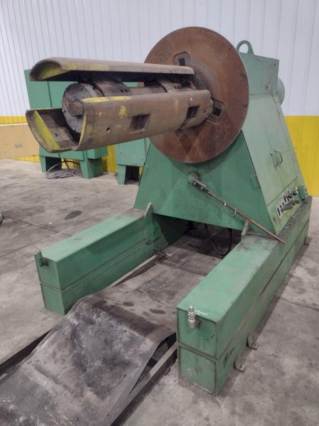 16 STAND X 4&quot; x 36&quot; WIDE R-PANEL ASC ROLLFORMER LINE WITH REEL &amp; CUT OFF, BECK CONTROLS: STOCK 21176