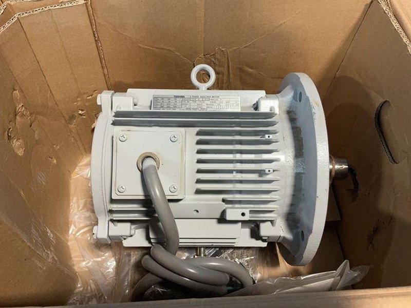 TOSHIBA INDUCTION MOTOR   -  JEC-2137-2000