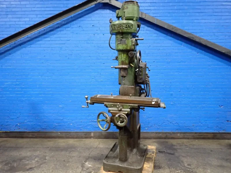 CLEVELAND 32" X 8" VERTICAL MILL