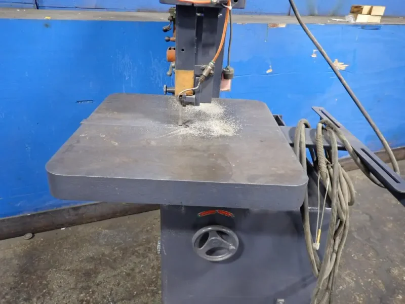 POWERMATIC 19 1/2" VERTICAL BAND SAW  -  87