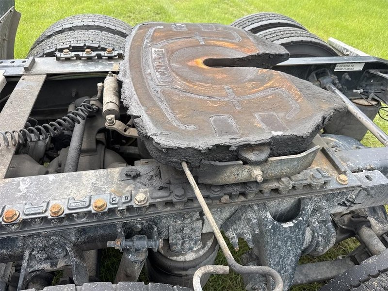 2019 International LT625 3HSDZAPR0KN125888