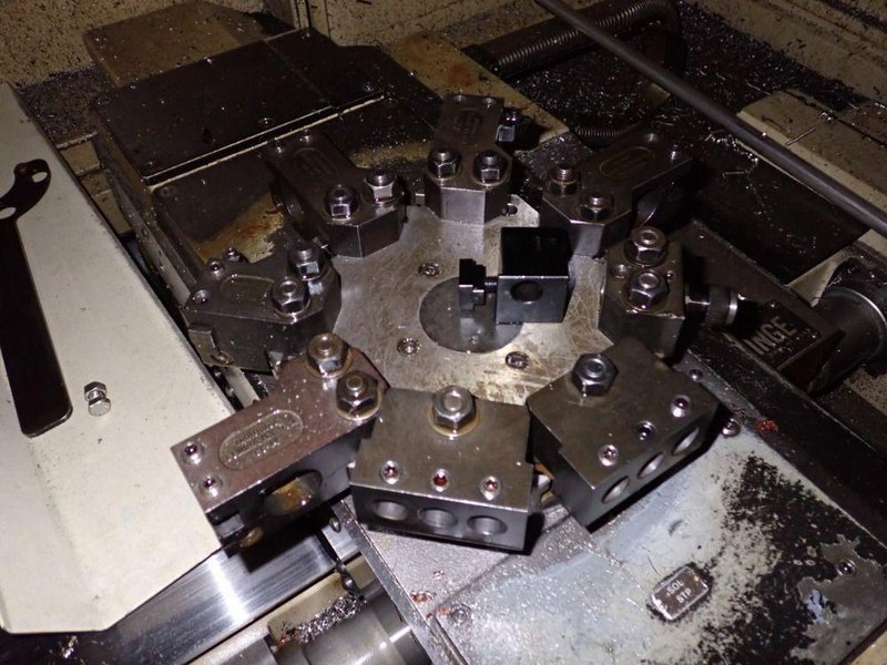 HARDINGE CNC LATHE  -  CHNCI