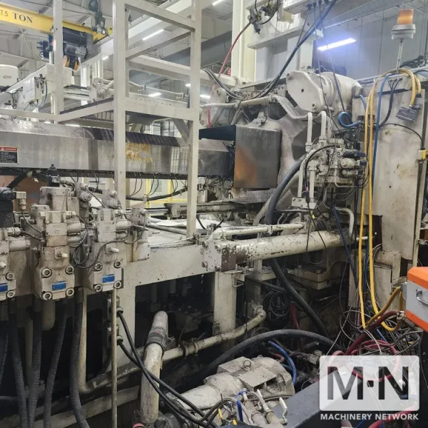 720 TON 126 OZ TOSHIBA MODEL ISGT720V21-59B  INJECTION MOLDING MACHINE MFG 2003