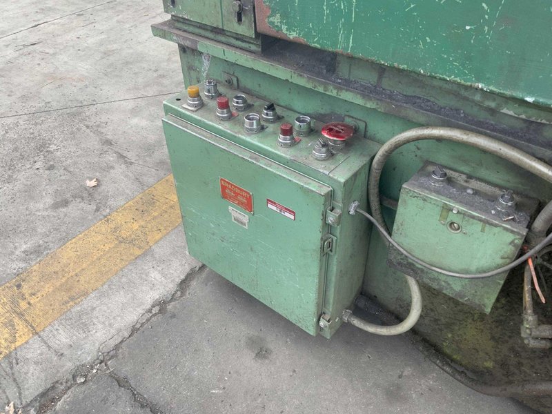 16 STAND X 2-1/2" BRADBURY MODEL #M-2-1/2 ROLLFORMER: STOCK# 4440