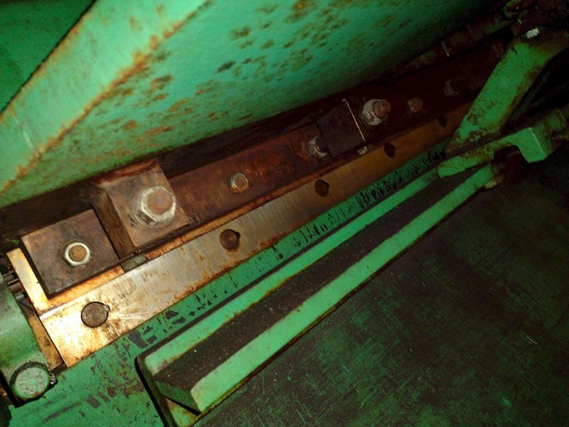 10&#039; X 1/4&quot; ACCURPRESS MODEL #825010 LP HYDRAULIC SHEAR: YOBRO #24451