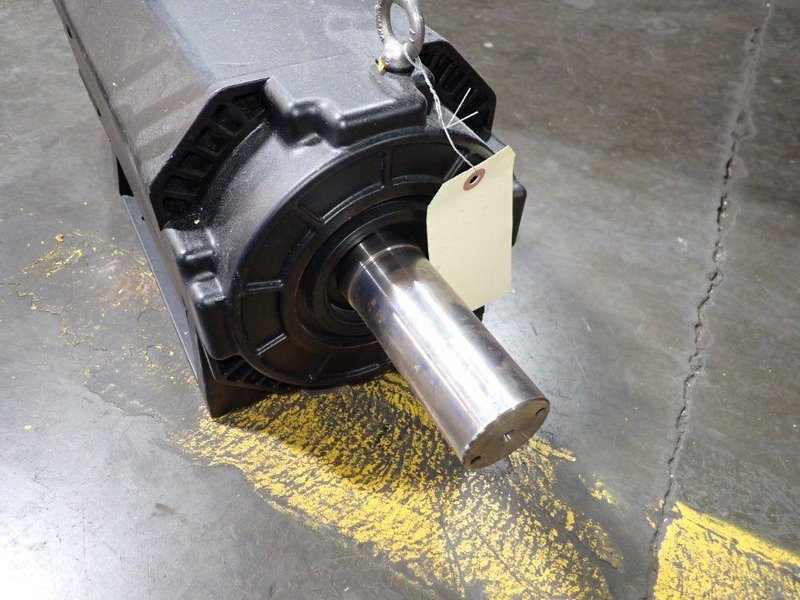 FANUC 11 KW SERVO MOTOR  -  A06B-1407-B200-R