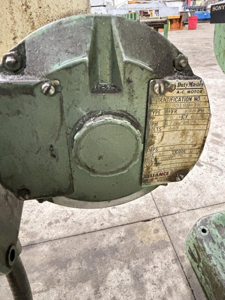 1.5 HP BRIDGEPORT SERIES I VERTICAL MILL / MILLING MACHINE: STOCK #20705