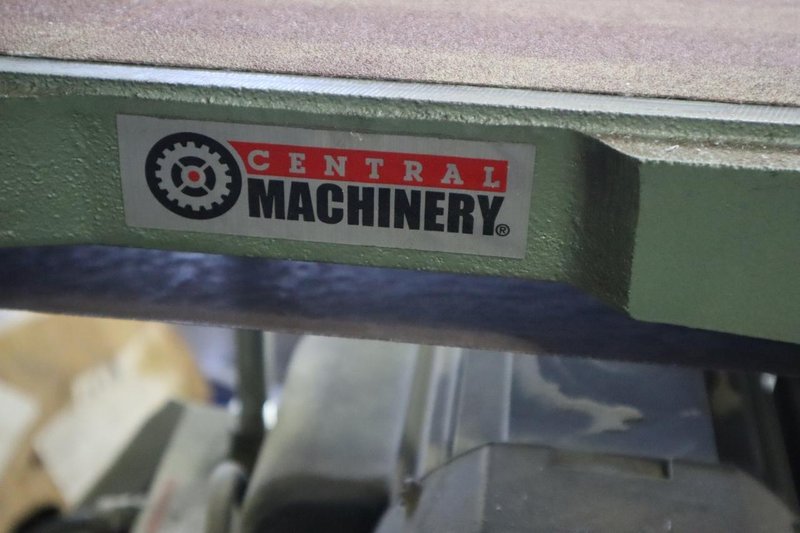 Central Machinery Combination Belt | Disc Sander Grinder, 6" Belt, 9" Disc, Metal Base, Single Phase- Auction Item