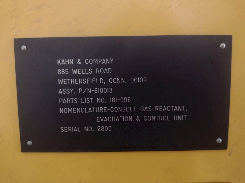 KAHN MODEL #310013 GAS REACTANT TEST CONSOLE BENCH &amp; CONTROL UNIT: STOCK #16723