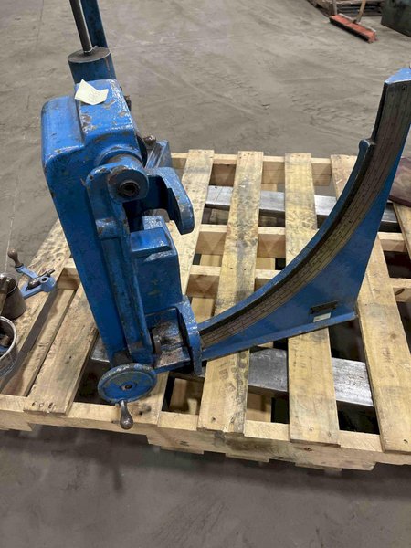 SAND STRENGTH MACHINE model 400