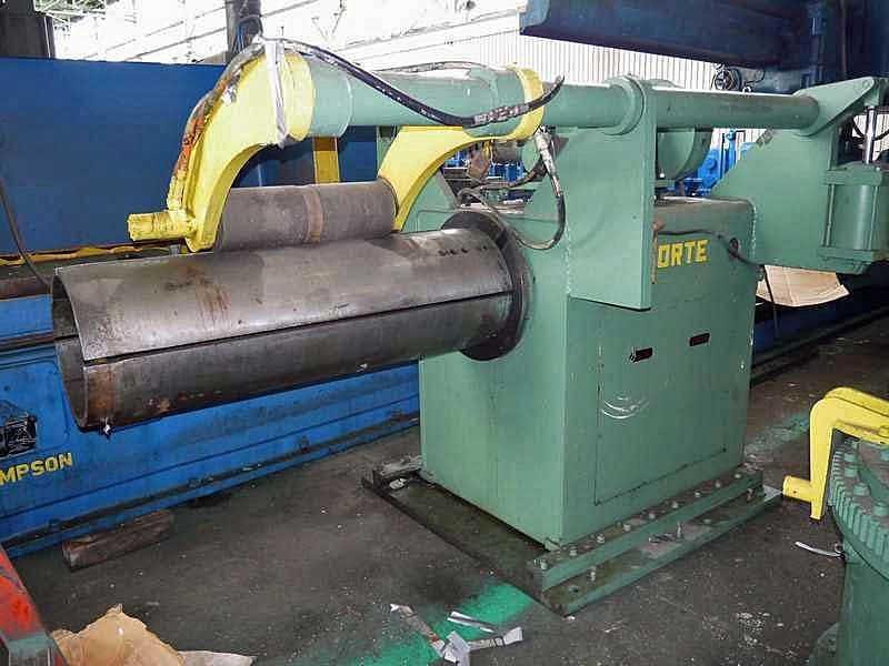 20,000# x 52&quot; Forte Mandrel Type Uncoiler