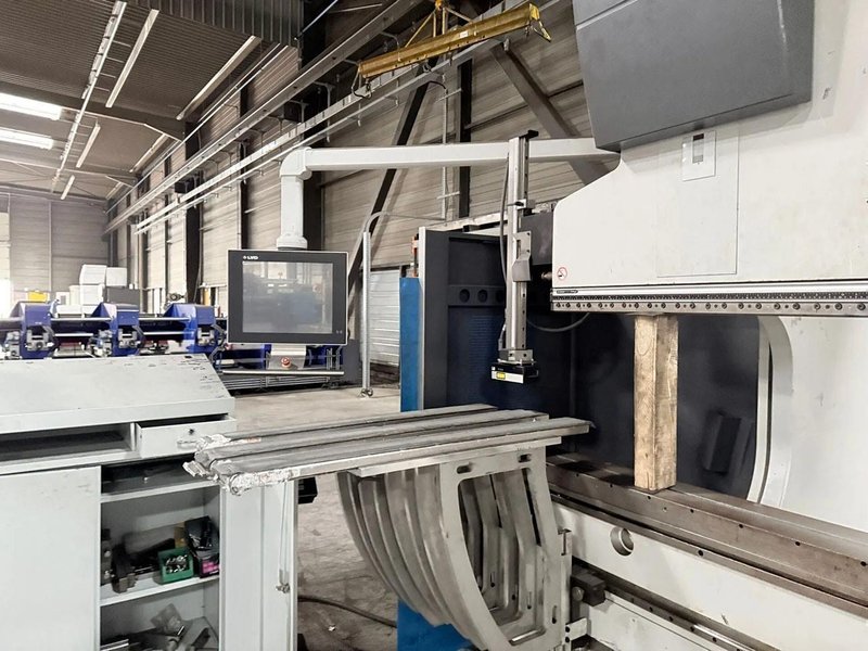 LVD PPEB - 220 ton x 6100 mm CNC
