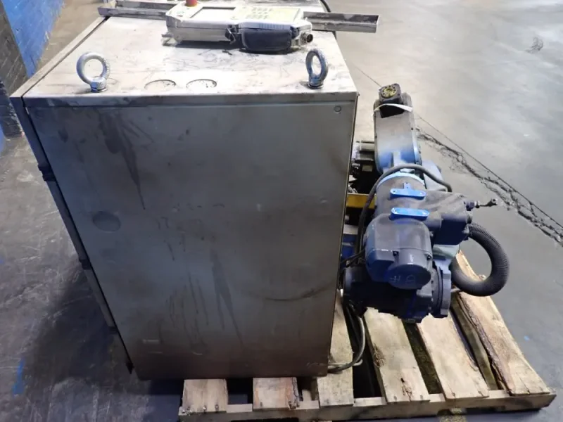 YASKAWA ELECTRIC ROBOT  -  MH6