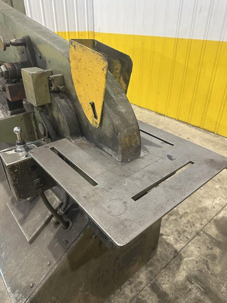 110 TON PIRANHA MODEL #PII 110 HYDRAULIC IRONWORKER: STOCK #23738