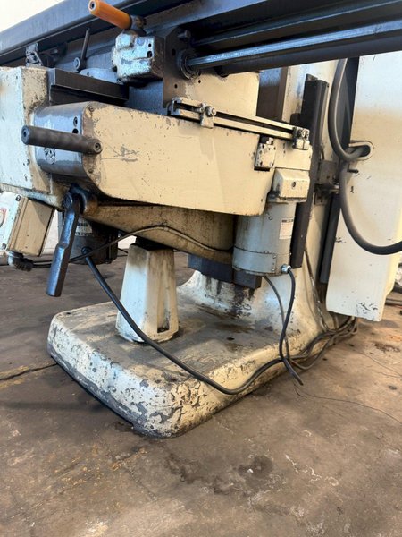 5 HP BRIDGEPORT SERIES II SPECIAL KNEE MILL. STOCK # 0671425