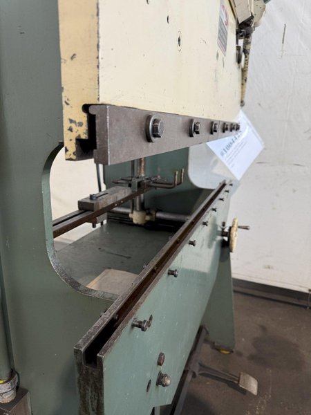 17 TON X 4&#039; DIACRO 14-48-2 HYDRA-POWER PRESS BRAKE. STOCK # 1004425