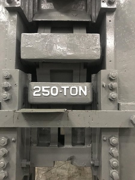250 TON MINSTER MODEL #90 KNUCKLE JOINT PRESS: STOCK 10128