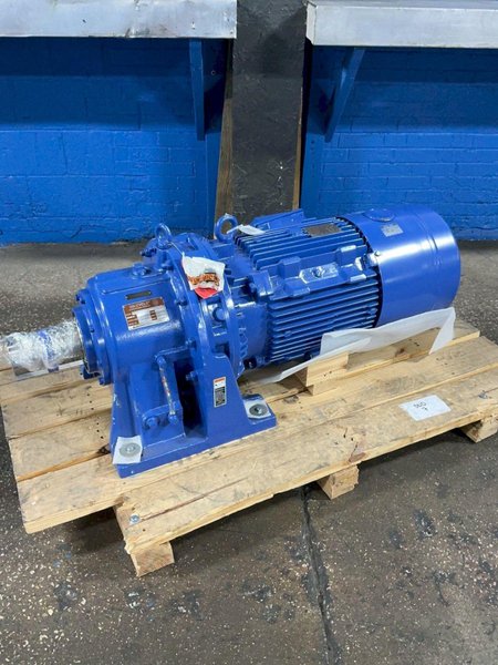 SUMITOMO 30 HP GEAR DRIVE   -  CHHMS30-6205YB-EP-B-43
