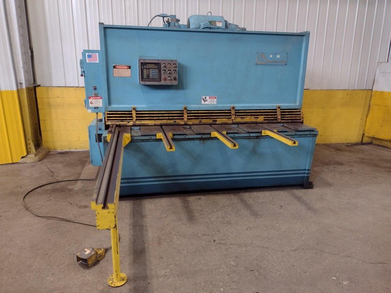 8&#039; x 1/4&quot; MASTER-FAB MODEL #SSB250-8 HYDRAULIC SHEAR: STOCK #18844