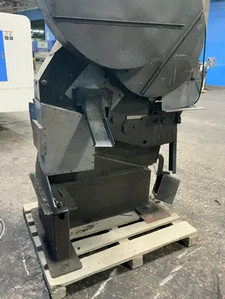 BUFFALO UNIVERSAL IRON WORKER  -  ARMOR PLUS UNIVERSAL
