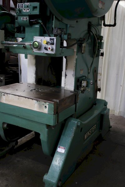 75 TON MINSTER DIE NAMIC BACK GEARED OBI PRESS: STOCK #76283