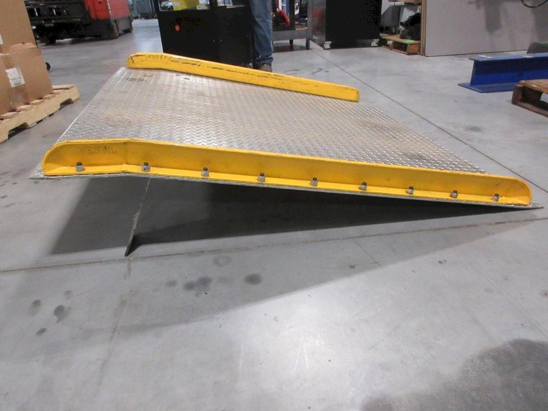 Vestil Manufacturing Dock Aluminum Plate with Side Rails, 60" x 60" 10,000 lb Capacity- Auction Item