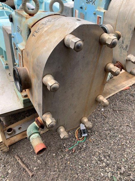 WAUKESHA ROTARY LOBE PUMP  -  060-U2