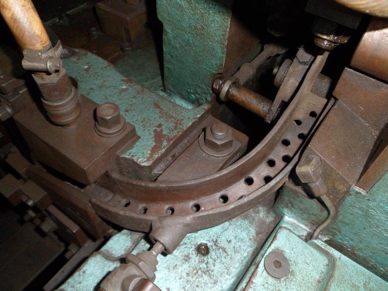 NEDSCHROEF #MW-32, HI-SPEED HOT NUT FORMER