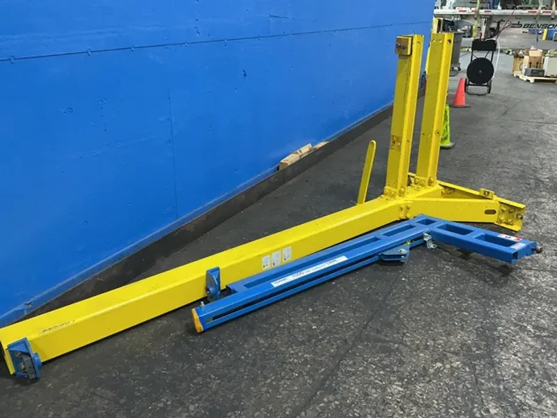 GORBEL 1000 LBS JIB CRANE