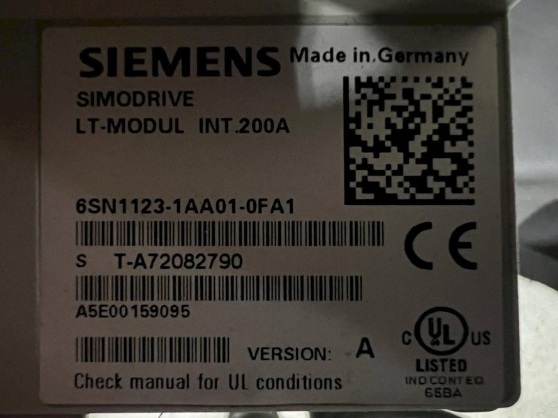Siemens Simodrive 611 CNC Power Supply Unit 6SN1123-1AA01-0FA1
6SN11231AA010FA1