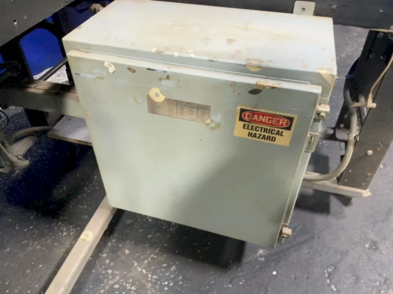 CONCEPT EQUIP CORP LABELING MACHINE