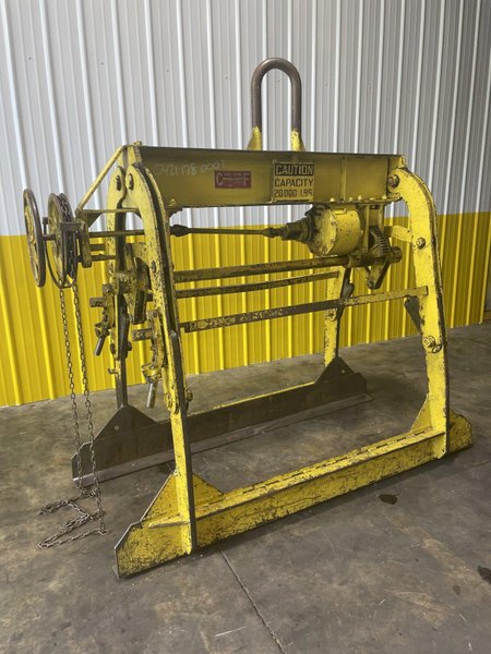 20,000 LB X 84" X 32" TO 62" WIDE CF CULLEN FRIESTEDT ADJUSTABLE PARALLELOGRAM SHEET LIFTER: STOCK #14945