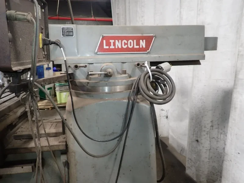 COMET LINCOLN 10" X 50" VERTICAL MILL  -  3KVHD