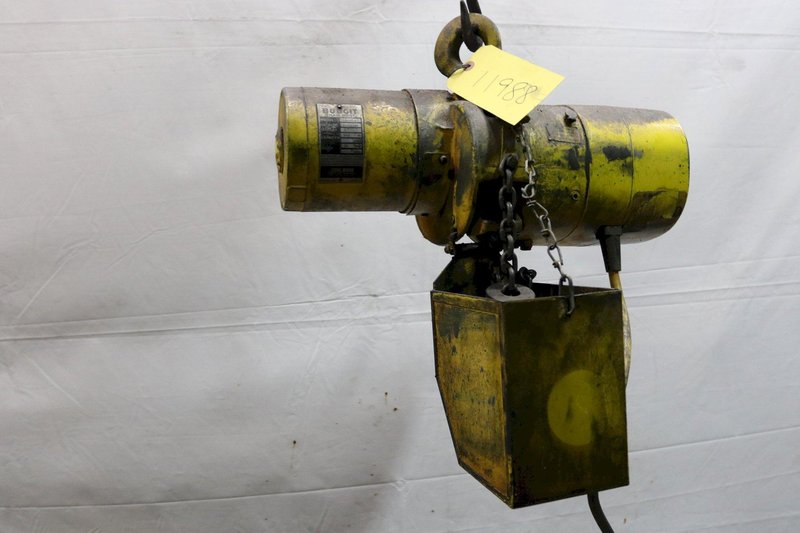 1/4 TON BUDGIT ELECTRIC POWERED CHAIN HOIST: STOCK #11988