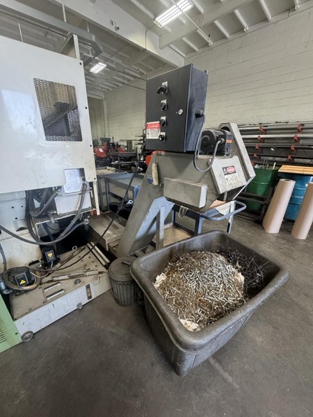 Okuma MC-V4020 VMC, 2005 – 4th Axis Rotary, Chip Conveyor