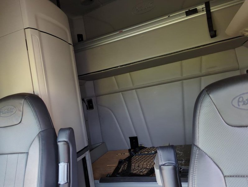 2023 Peterbilt 579 1XPBD49X6PD850494