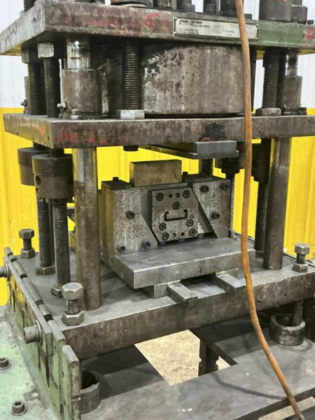 12 TON PNEUPOWR AIRAM MODEL #4P12 PNEUMATIC PRESS 3” STROKE: YOBRO #24862