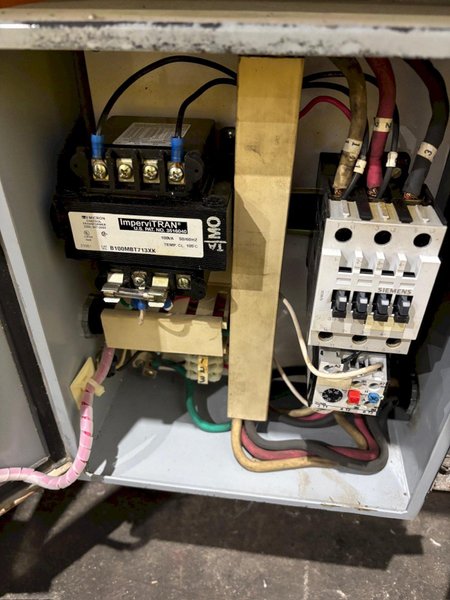 10,000 LBS SUPERIOR HANDLING EQUIPMENT "SPEED LIFT" CANTILEVER HYDRAULIC LOADING DOCK LIFT RAMP: STOCK #23686